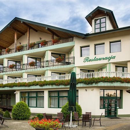 Hotel I Restauracja Bona Sanok Exterior photo